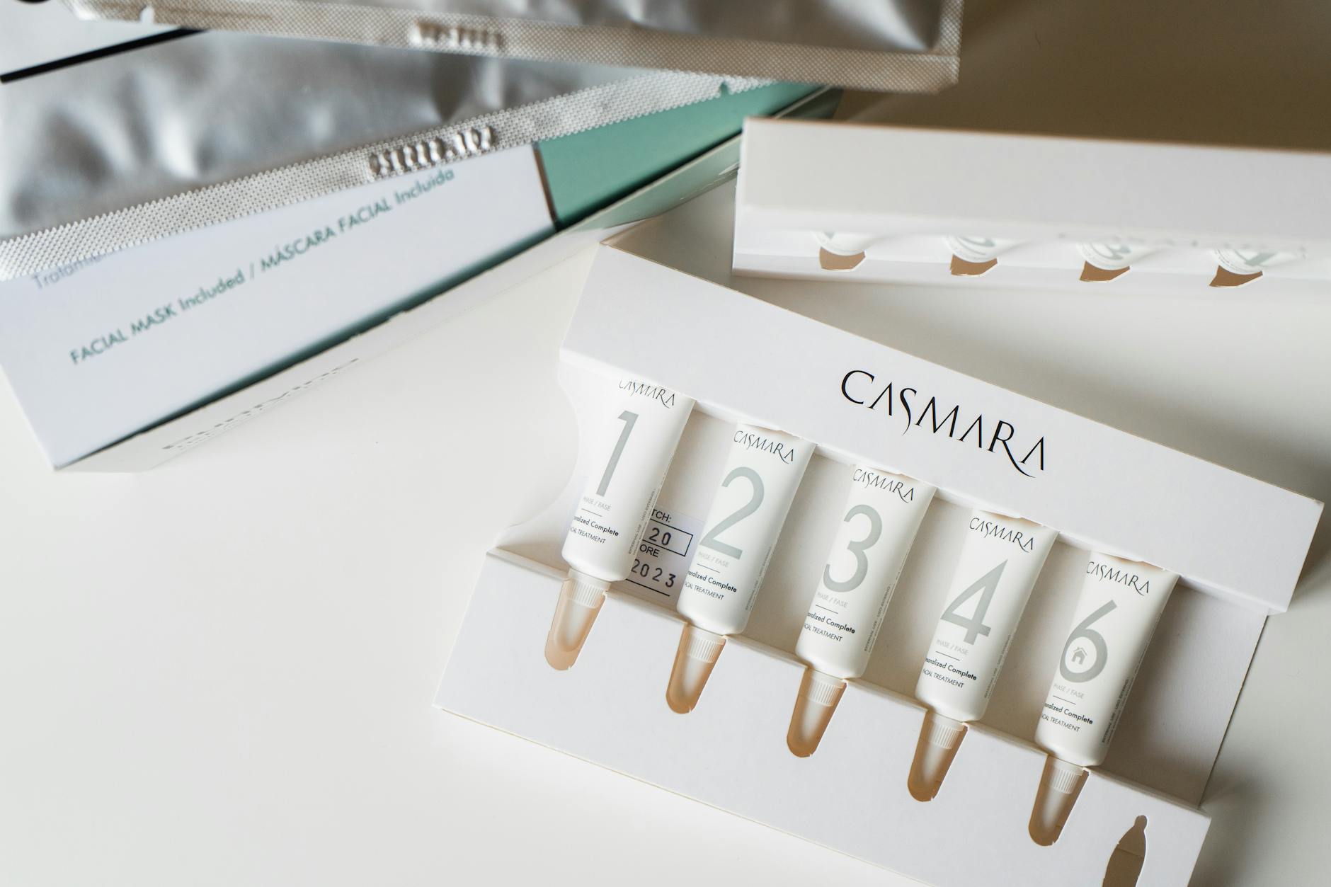 Best Concealers for Covering Active Acne Breakouts - Featured image