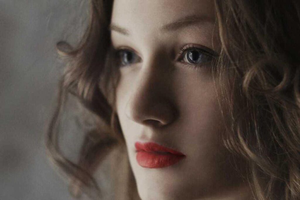 Does Ice Help Reduce Acne Inflammation Quickly - Featured image