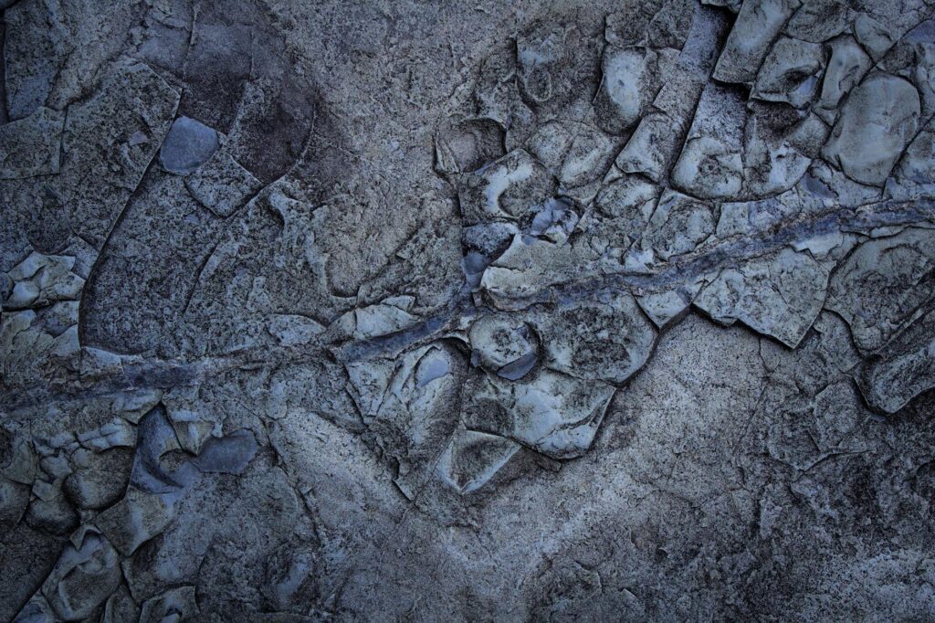 How to Get Rid of Rough Texture From Acne - Featured image