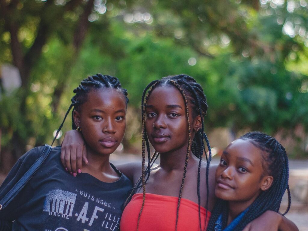 How to Treat Acne Around Nose and Nostrils - Featured image