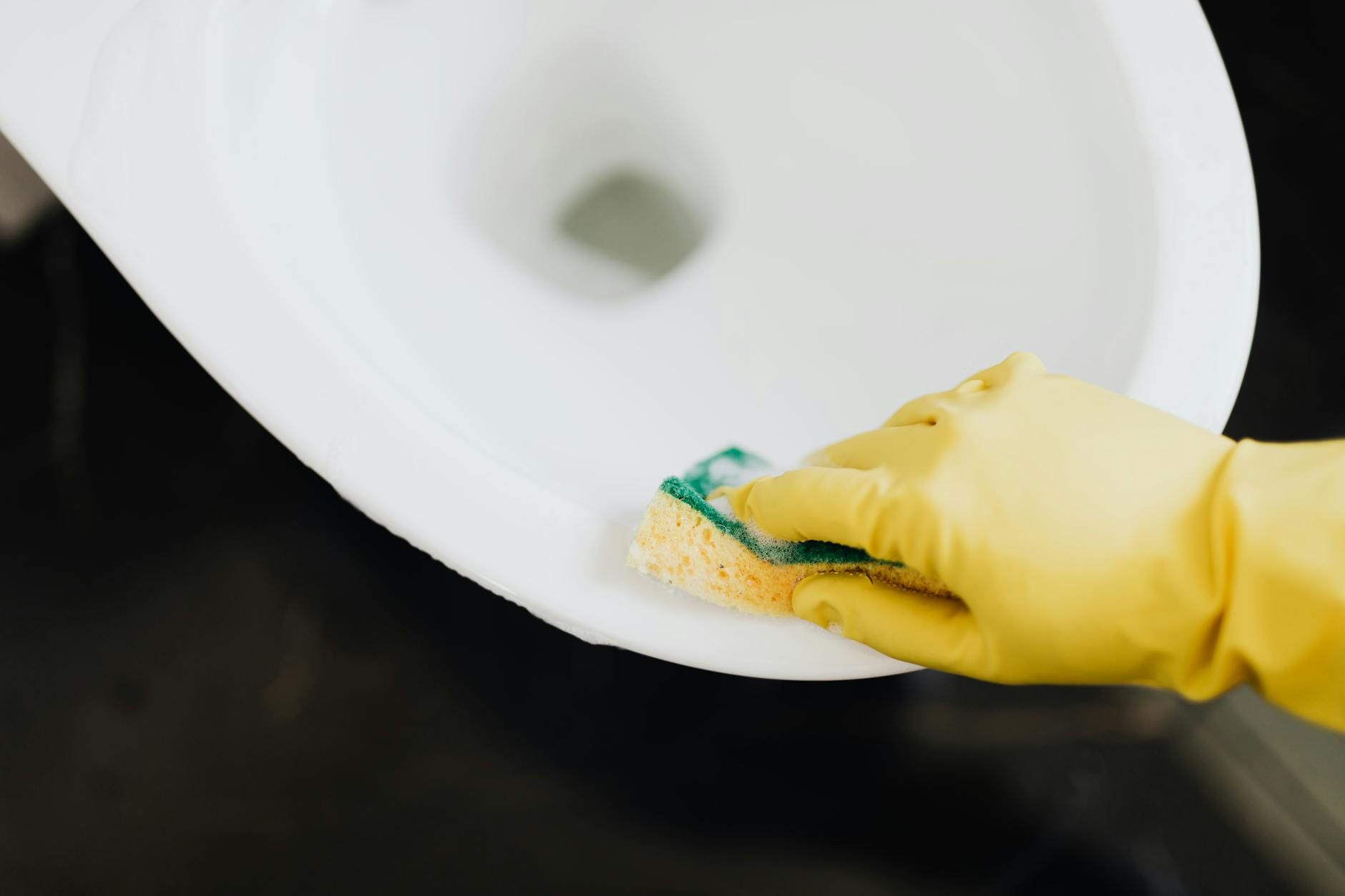 What Is the Best Cleanser for Blackhead Removal - Featured image