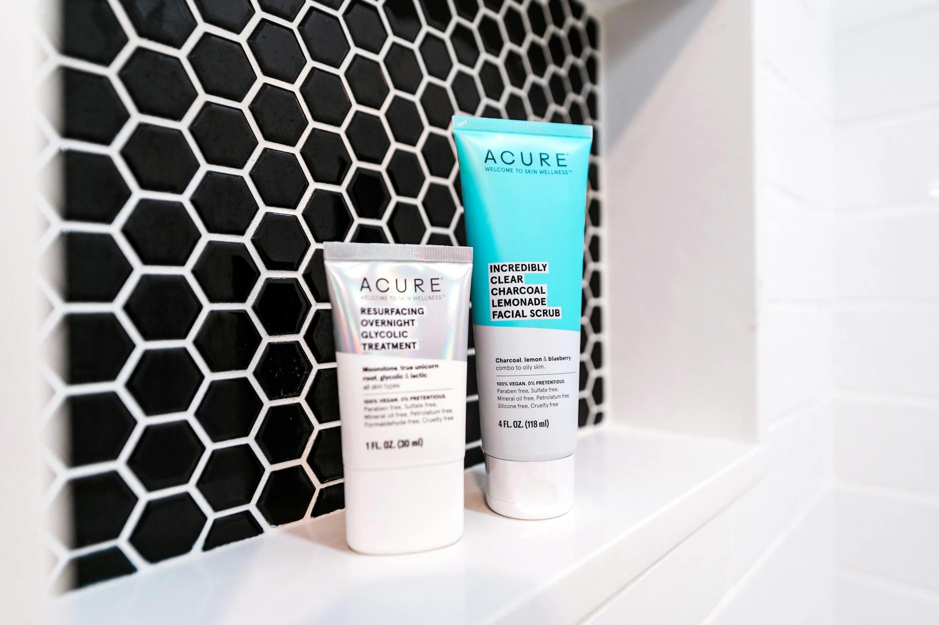 What Makes Glycolic Acid Effective for Treating Acne Scars?