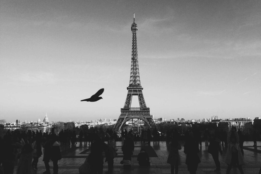 $180 for a Dermatologist Acne Extraction Session...YouTube Made It Look Easy but DIY Extractions Cause Scarring - Featured image