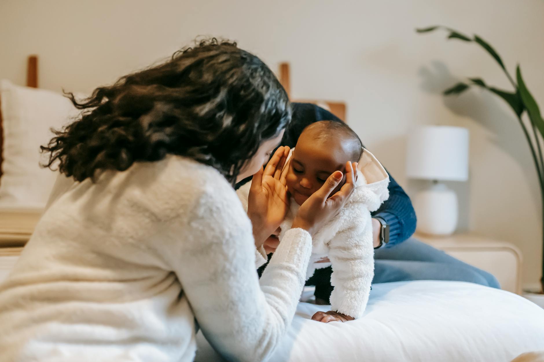 Cetaphil vs. CeraVe vs. Vanicream — Which Gentle Cleanser Fits Acne Skin Best?