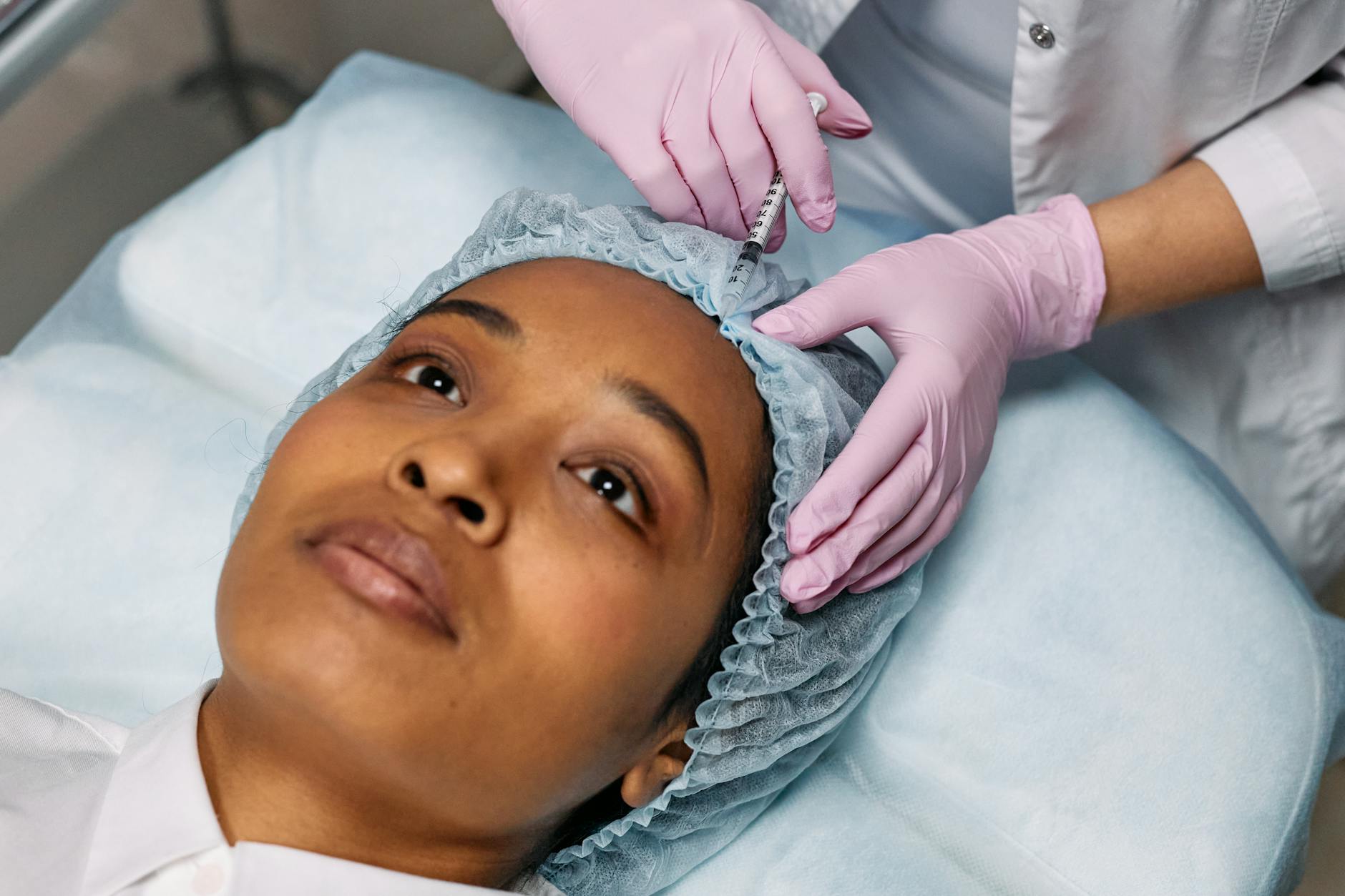 Dermatologists Partner With Brands to Tackle Adult Acne Rise - Featured image
