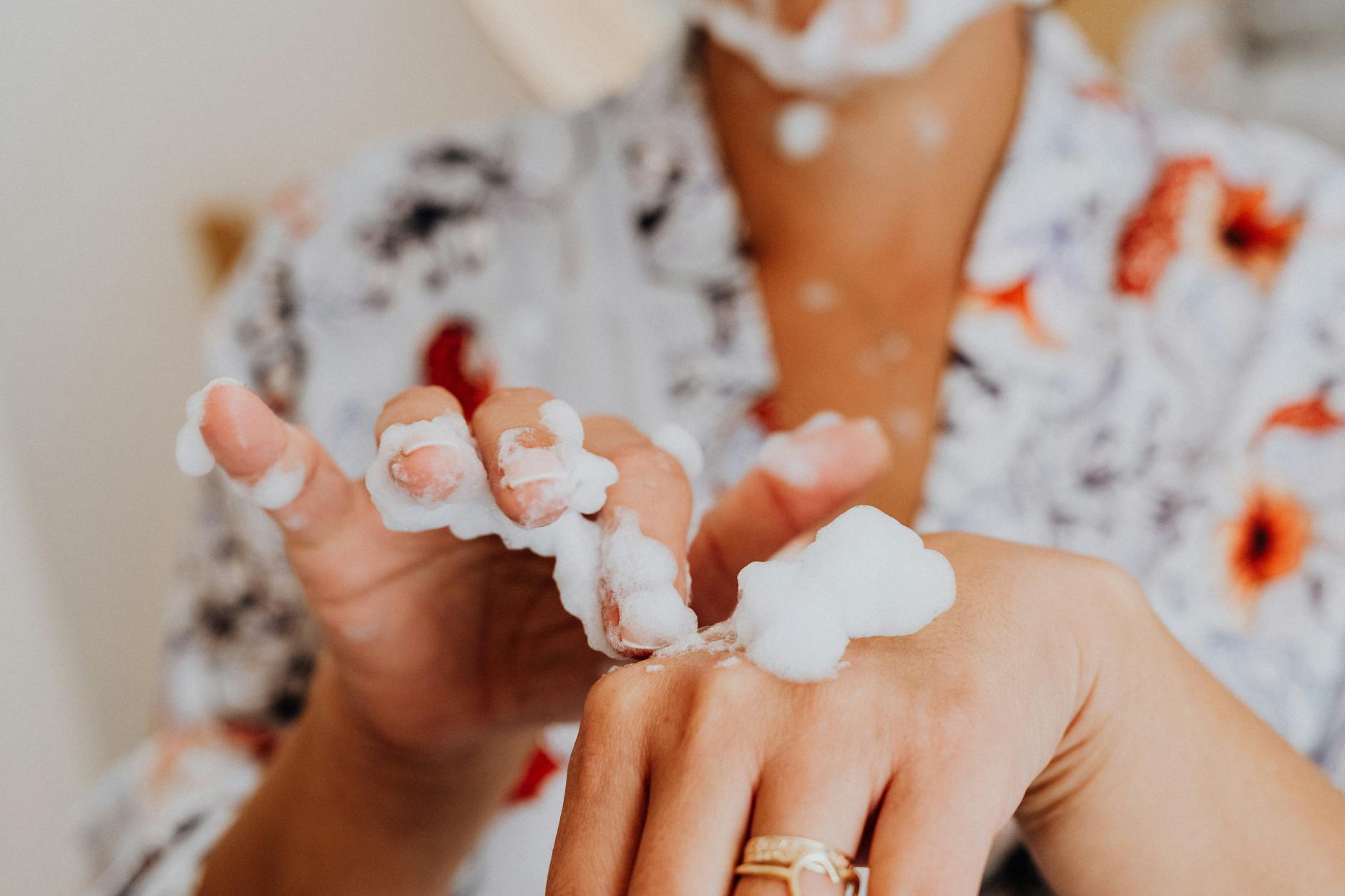 How Cleansers Impact Other Steps in Your Routine - Featured image