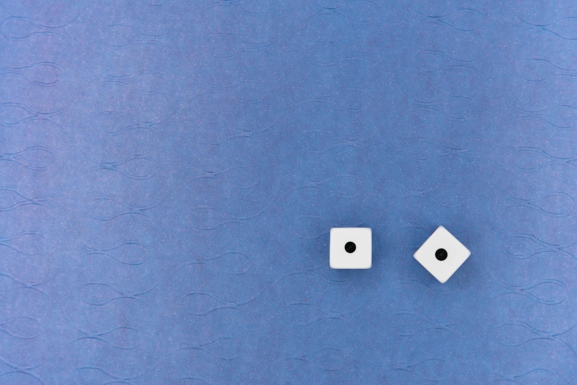 How Do 415nm Blue Light and 633nm Red Light Target Acne Differently?