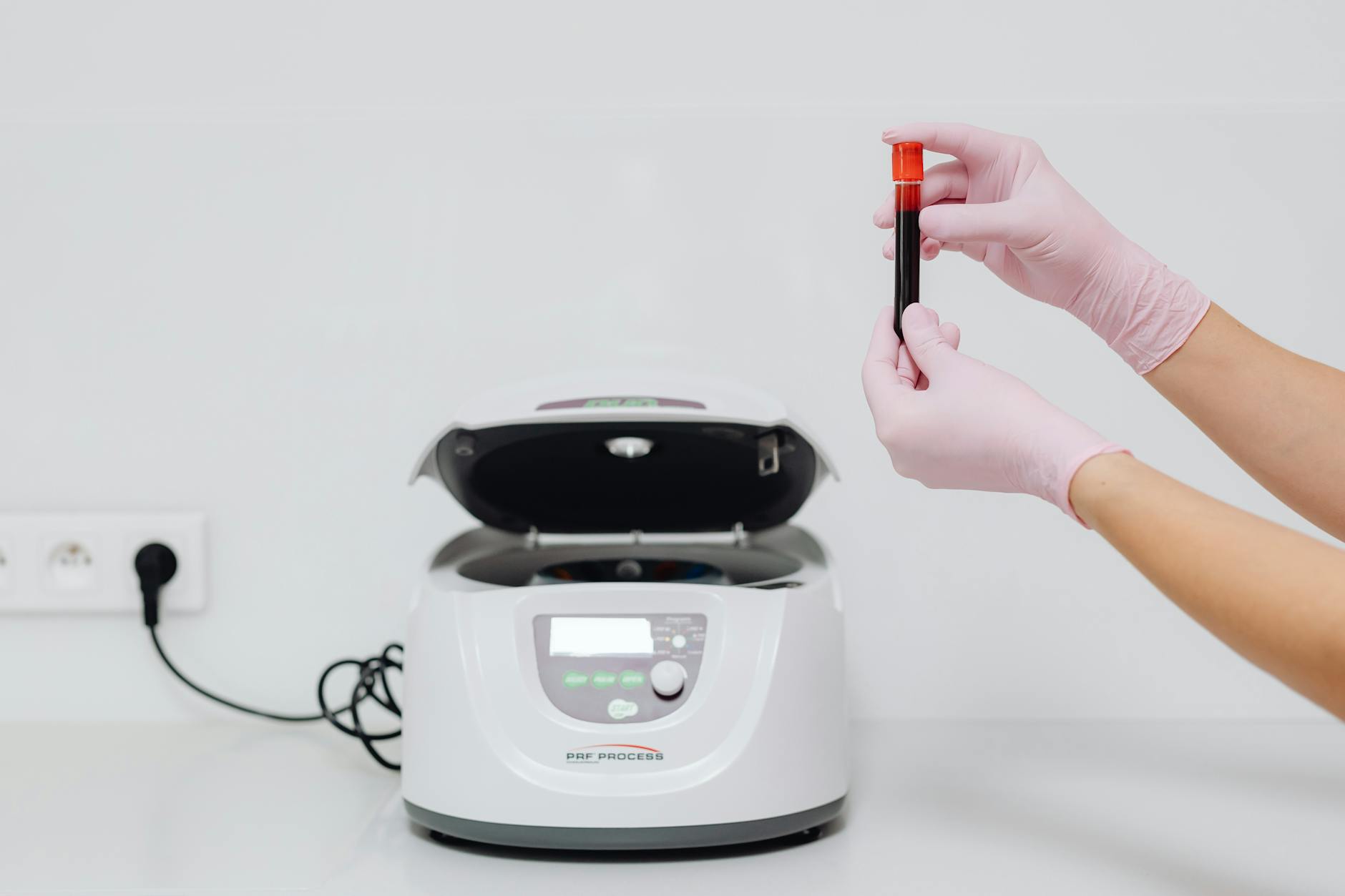 How i-PRF and L-PRF Differ in Composition and Preparation