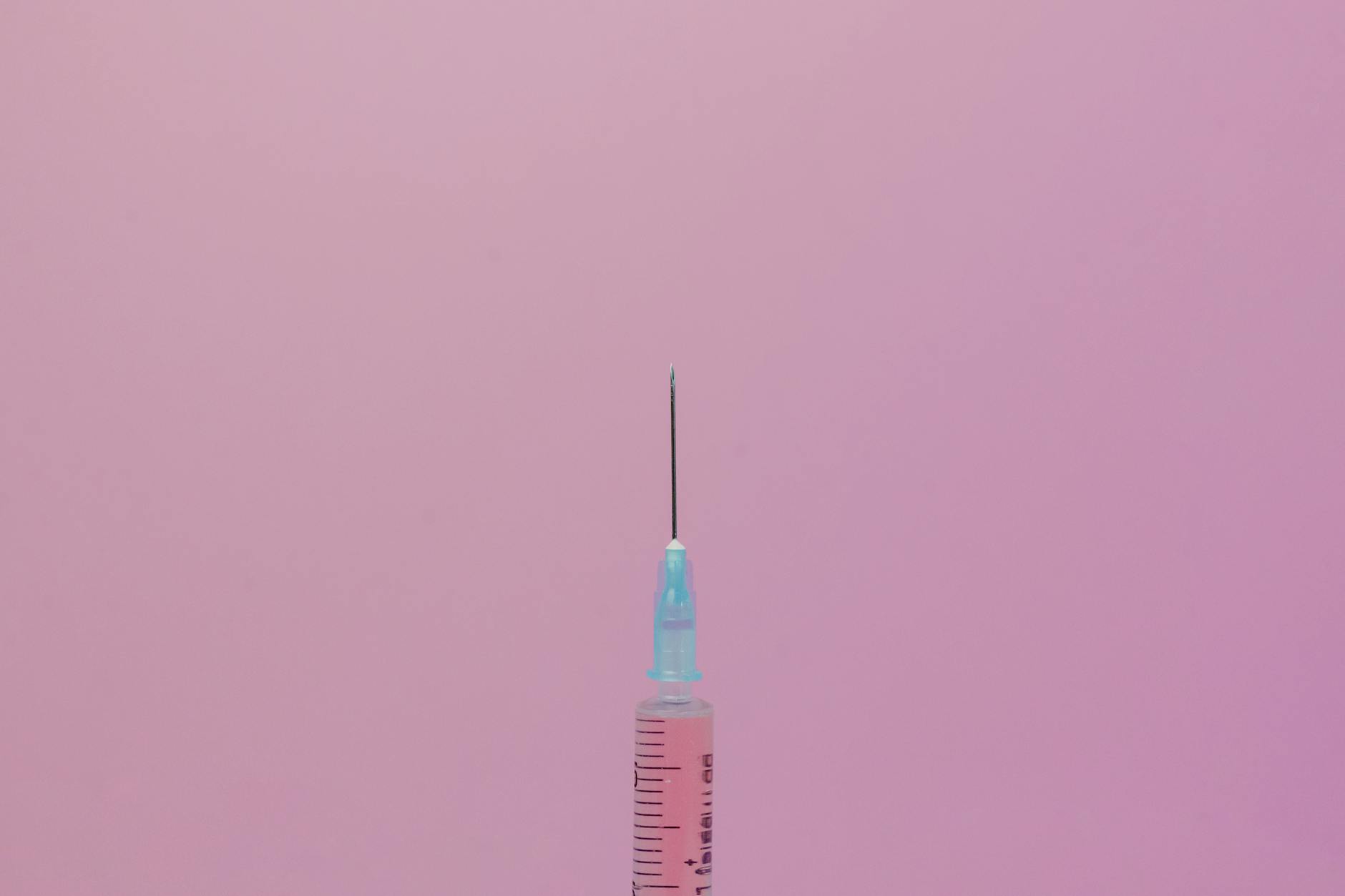 How Nokor Needles and Standard Hypodermic Needles Cut Through Scar Tissue