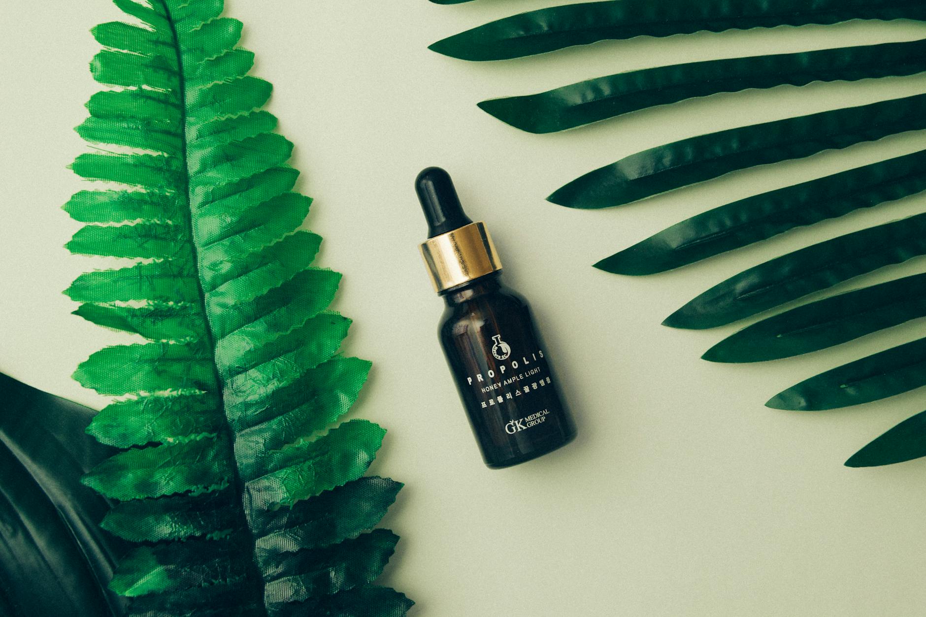 How Purito Centella Serum Addresses Post-Inflammatory Hyperpigmentation and Acne Scars