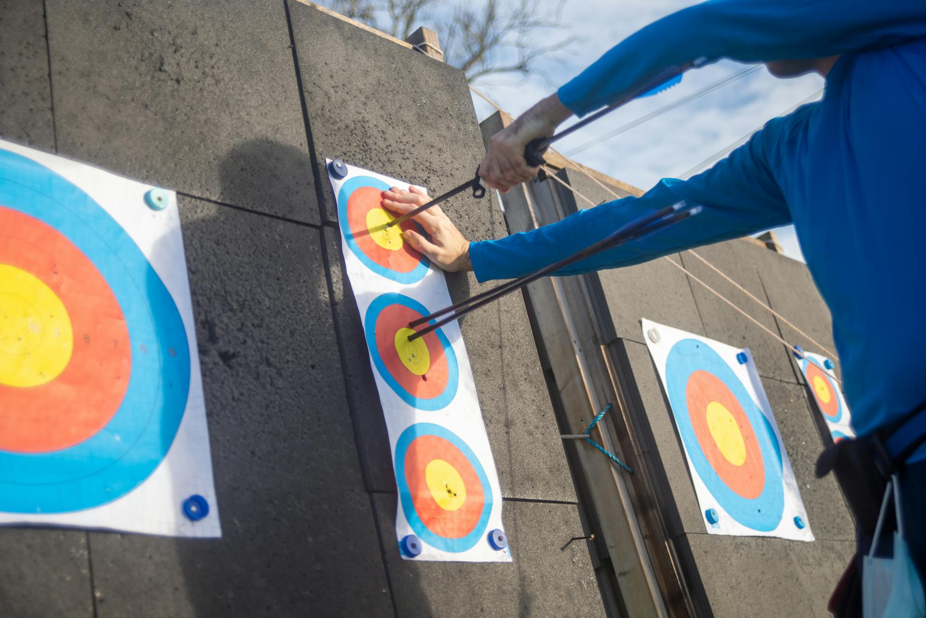 How to Build a Routine That Targets Dark Spots Safely - Featured image