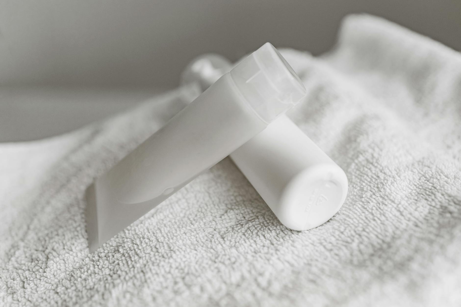 How to Choose a Cleanser That Does Not Trigger Acne Breakouts - Featured image