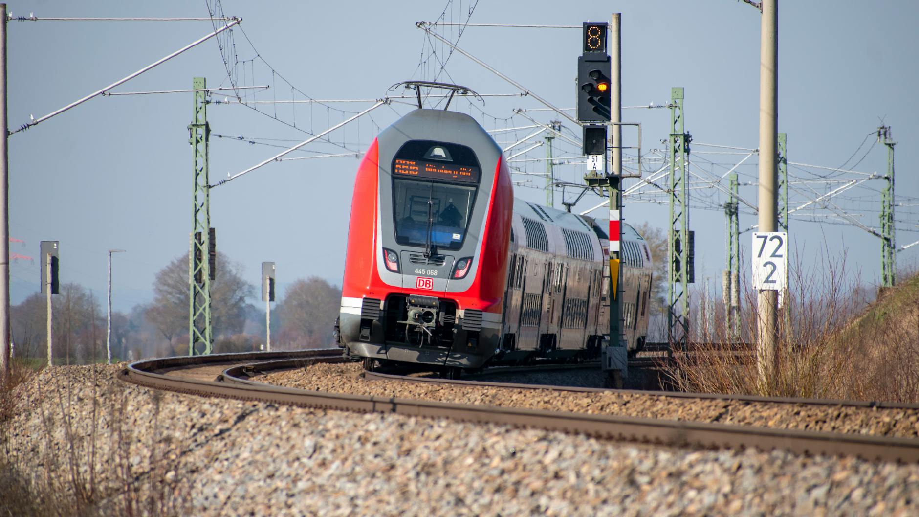 The Timeline—When Will You See Results with Twyneo?