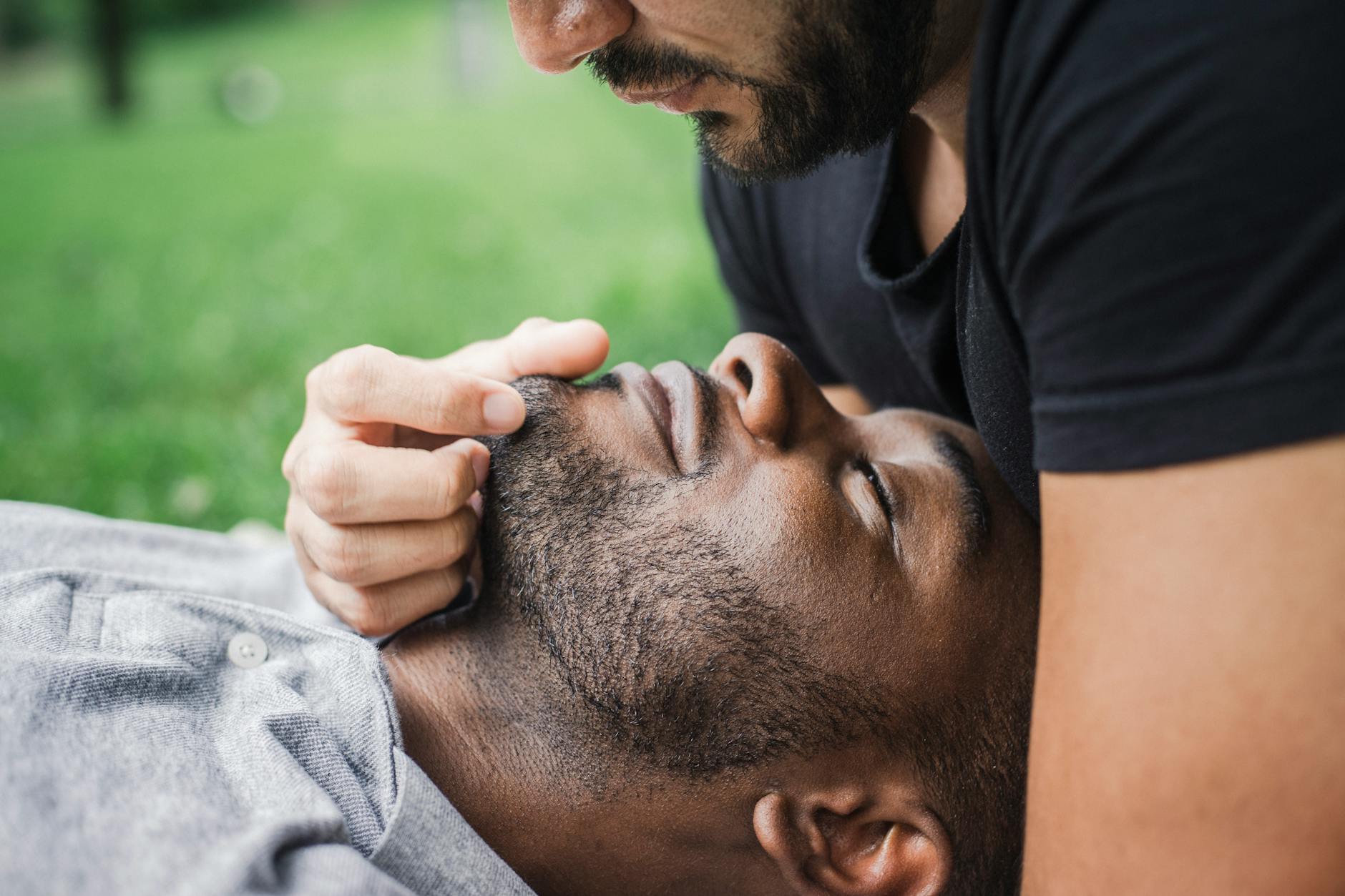 Understanding the Two Types of Post-Acne Red Marks and Their Fading Timelines