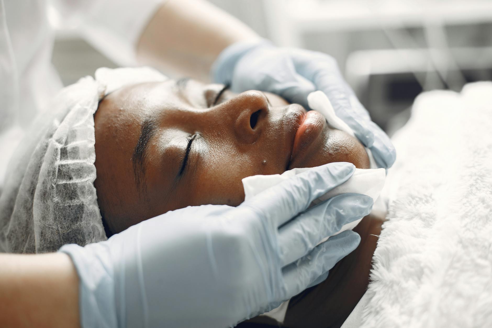 What Cognitive Behavioral Therapy Does for Skin Picking - Featured image