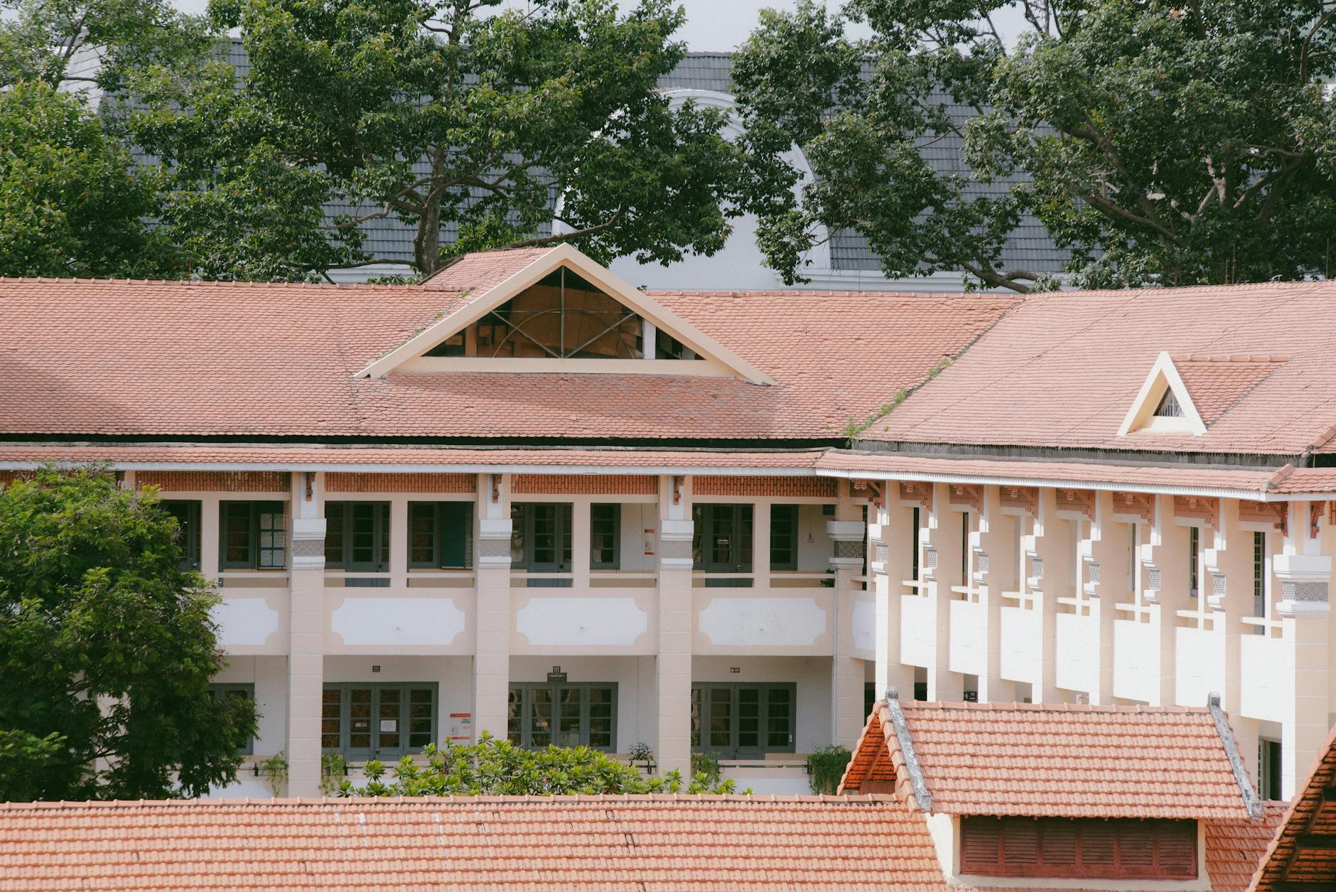 What Dermatologists Are Saying About Continuing Benzoyl Peroxide Use