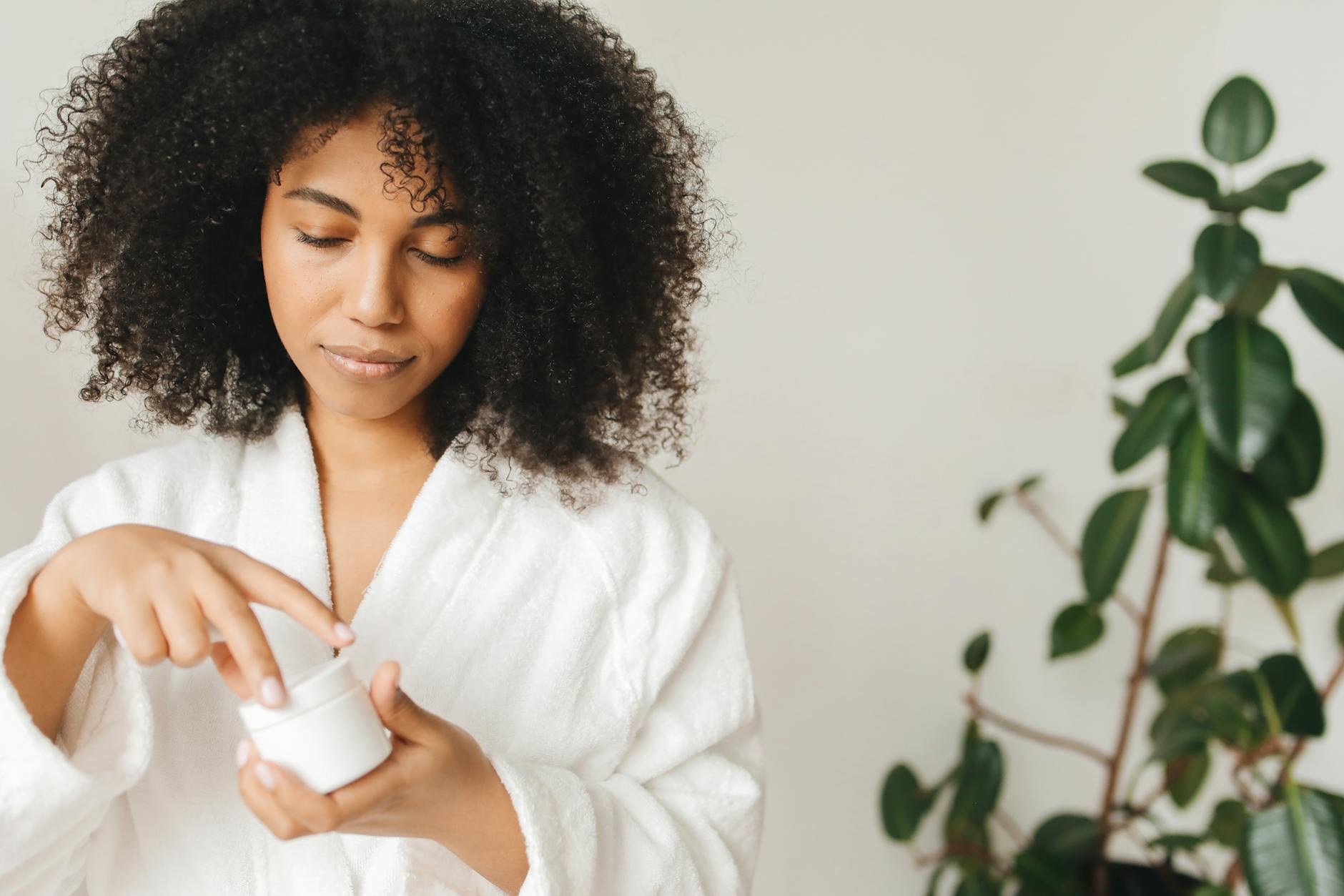 What Happens When You Overcomplicate Skincare - Featured image