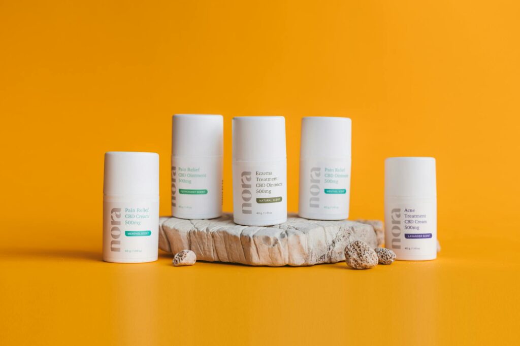 What Is Acne Cosmetica and Which Products Cause It - Featured image