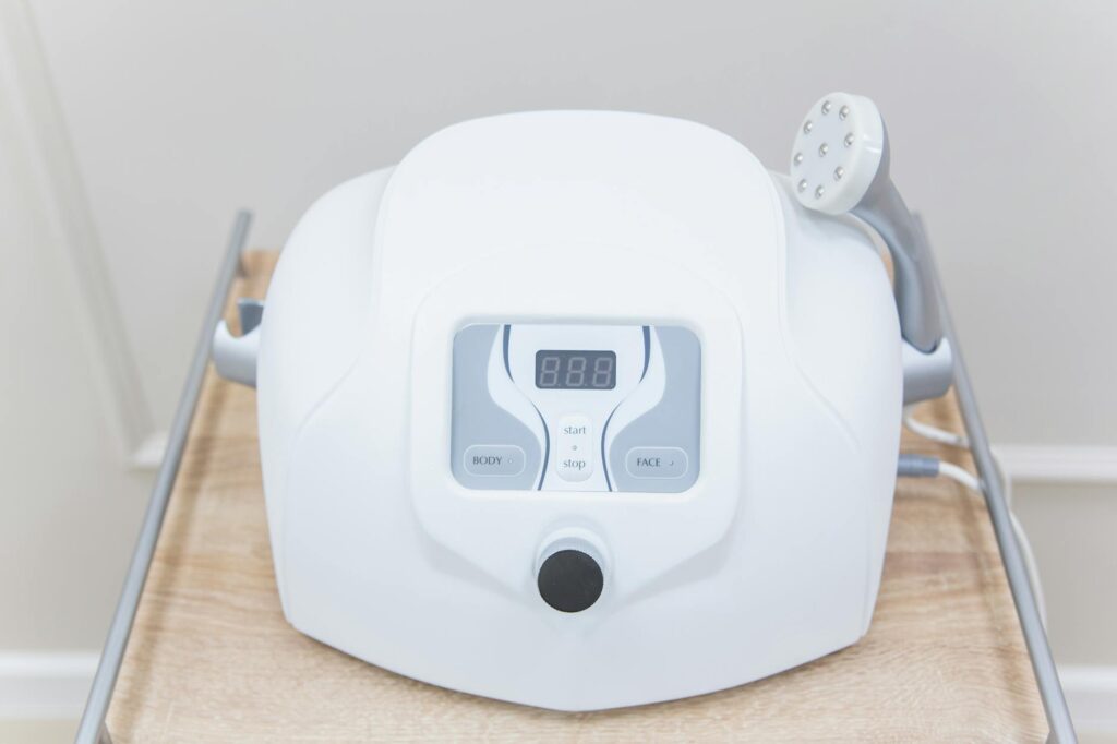 What LightStim for Acne Does with Blue and Red LED - Featured image