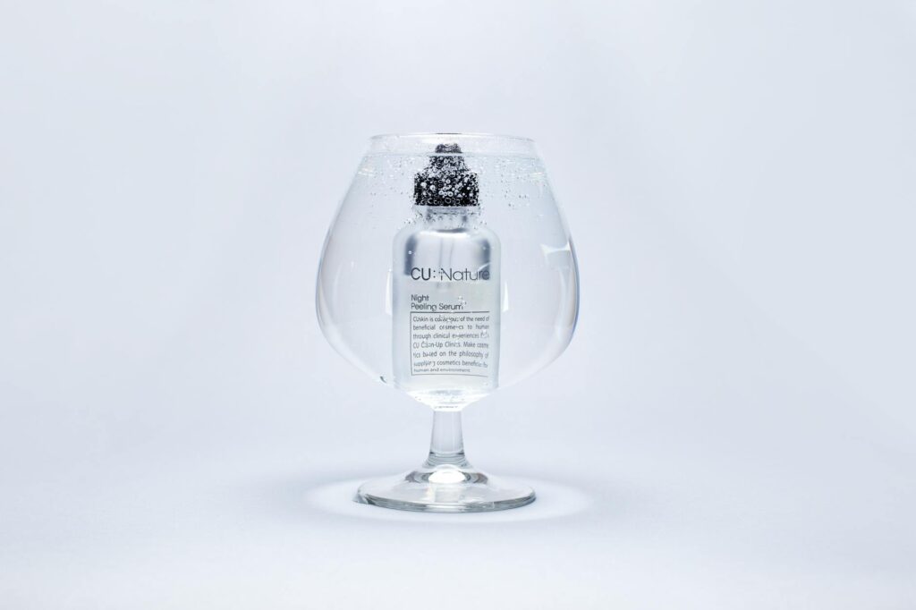 What Resveratrol and Ferulic Acid Serum Does for Acne - Featured image