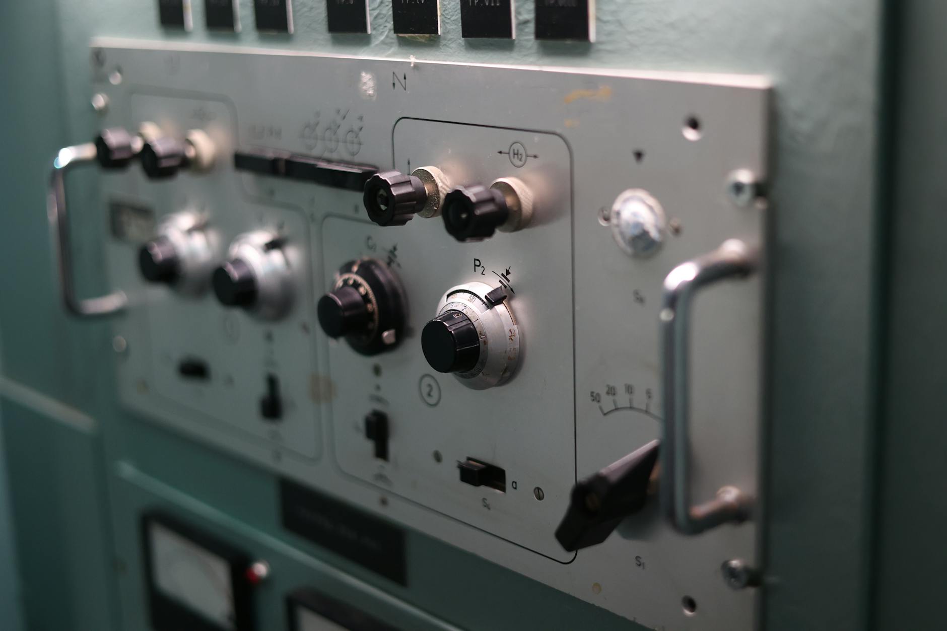 What Specialized Equipment and Technologies Do These Centers Use?