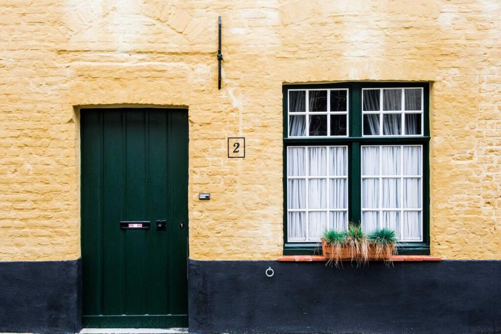 Image for What the Best Drugstore Acne Cleansers Are in 2025