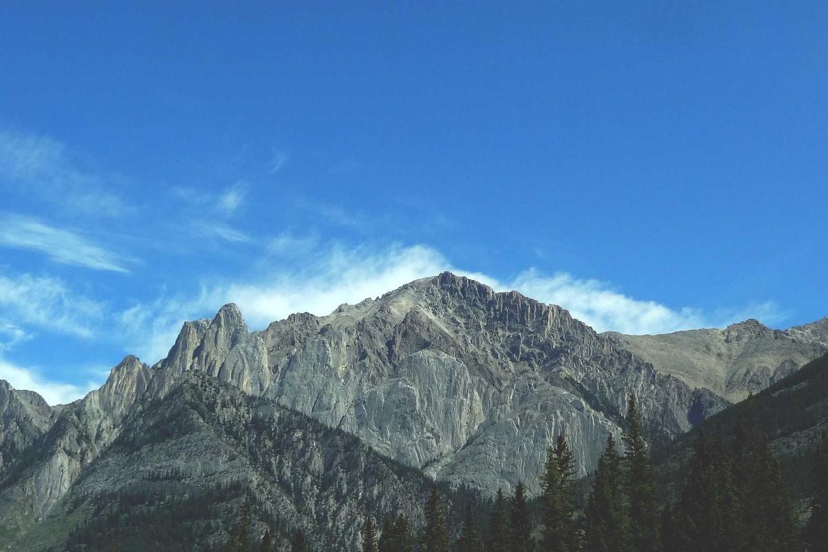 Illustration for What to Ask at an Acne Scar Consultation