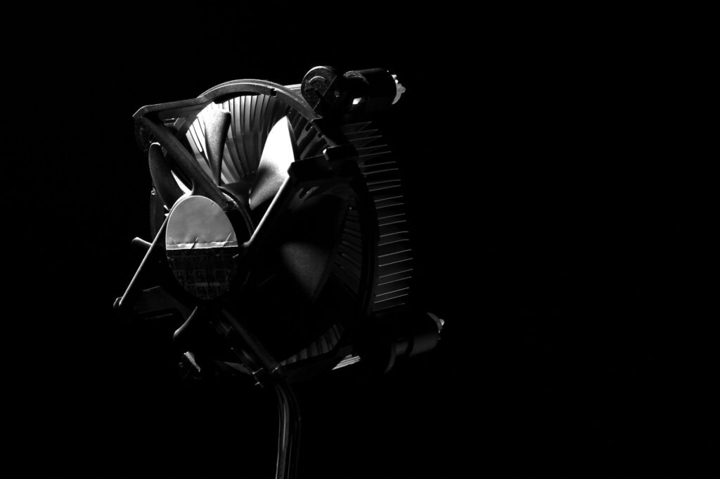 Why Dynamic Cooling Device (DCD) Reduces Laser Pain for Acne - Featured image