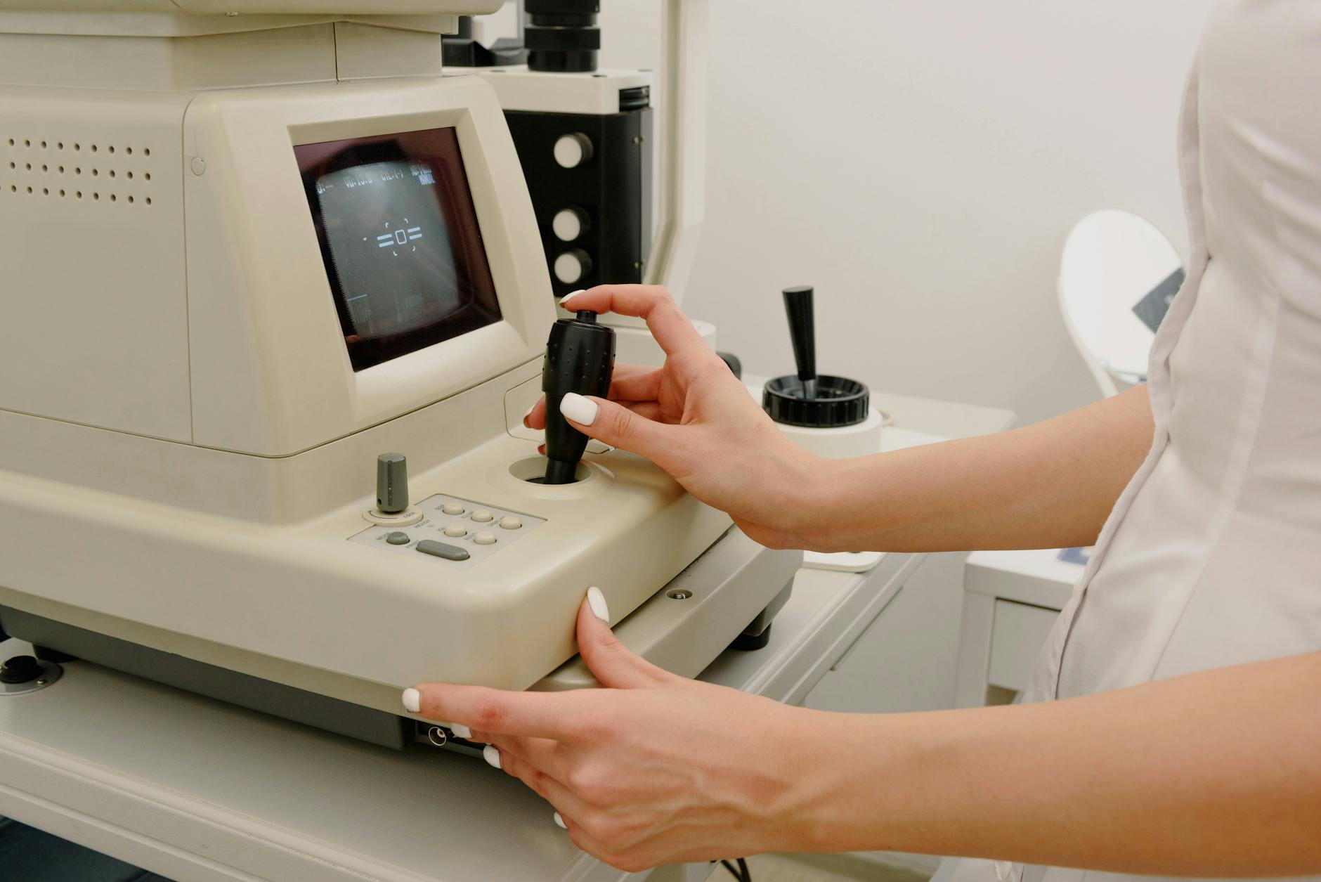 Why Optical Coherence Tomography Is Being Used in Acne Research - Featured image