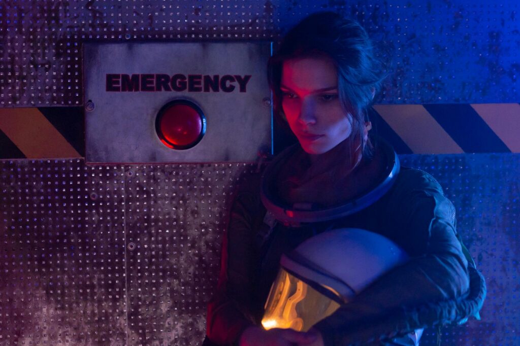 Why Red Light PDT vs Blue Light Standard Therapy Differ for Acne - Featured image