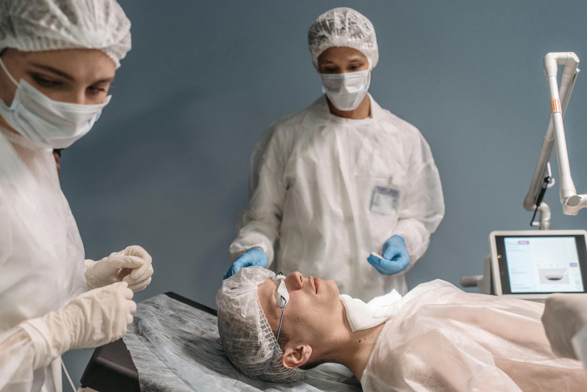 Why Some People Need 5 or More Subcision Sessions for Rolling Scars - Featured image