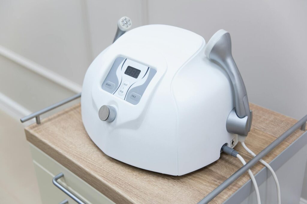 New Photoacoustic Therapy Device in Clinical Trials...Uses Sound Waves Combined With Light to Destroy Acne Bacteria - Featured image