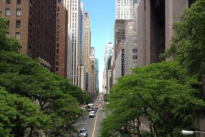 New Study Found Late-Night Eating Was Associated With 20% Higher Acne Severity in College Students...Insulin Spikes Before Bed May Affect Skin - Featured image