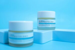 Niacinamide vs Azelaic Acid...Both Reduce Inflammation and Hyperpigmentation...Azelaic Acid Is Stronger for Acne - Featured image