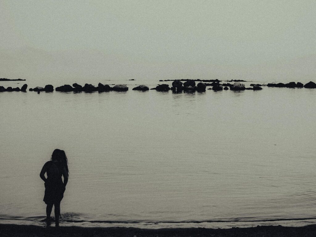 She Was 48 When She Had Menopausal Acne and Was Prescribed Hormone Replacement Therapy That Cleared It - Featured image