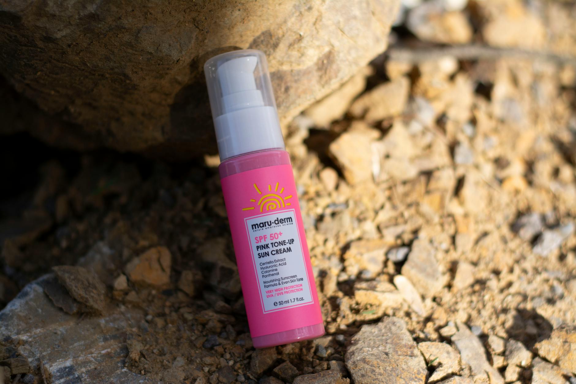 Why Chemical Sunscreens Irritate Acne-Prone Skin More Than Mineral Formulations