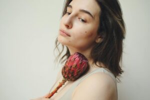 At Least 21% of Women With Hormonal Acne Say That Their Cleanser Is Making Their Acne Worse - Featured image