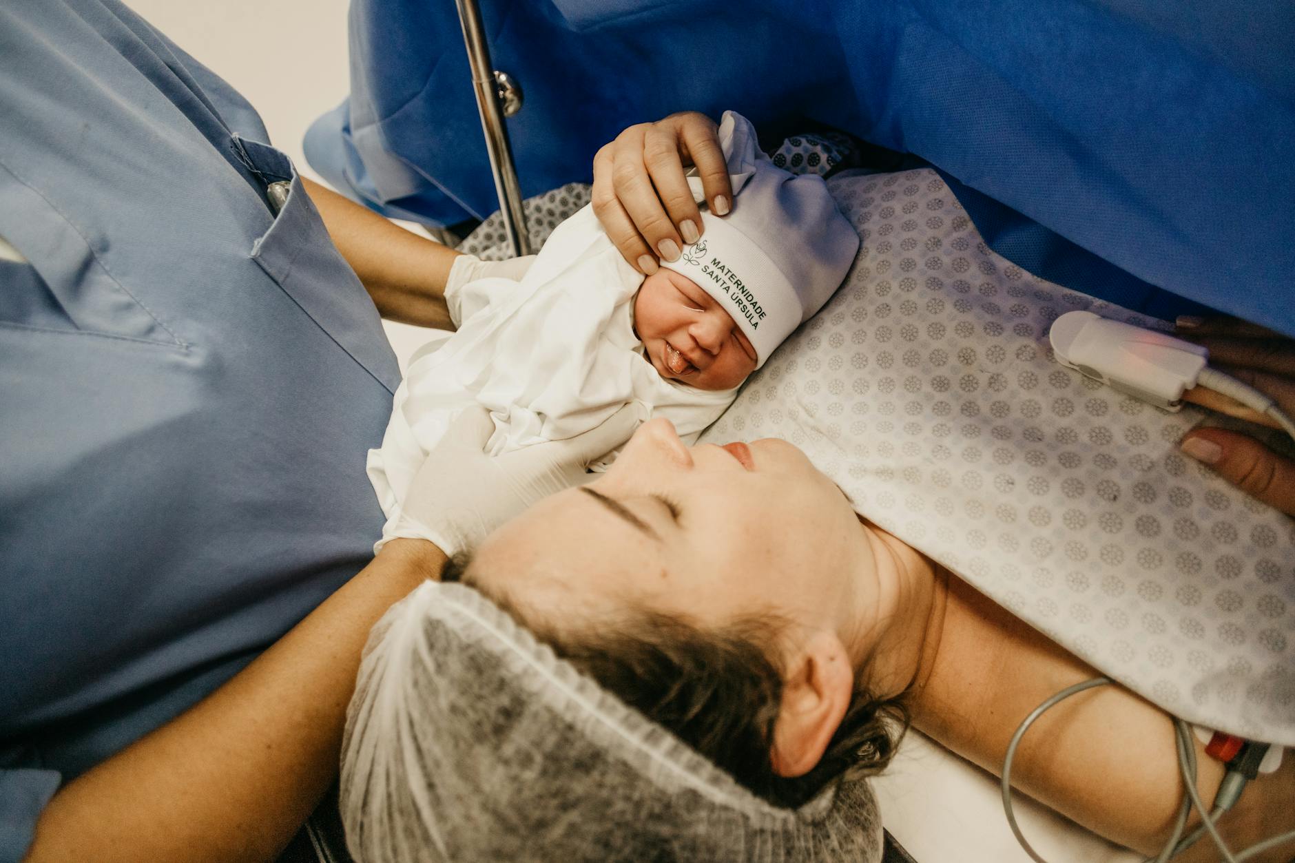 At Least 38% of New Mothers With Postpartum Acne Believe That Their Skin Purge From Retinoids Should Not Last Longer Than 8 Weeks - Featured image