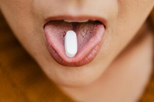 At Least 40% of Patients Taking Oral Antibiotics for Acne Say That Retinoids Can Take 12 Weeks Before Showing Results - Featured image