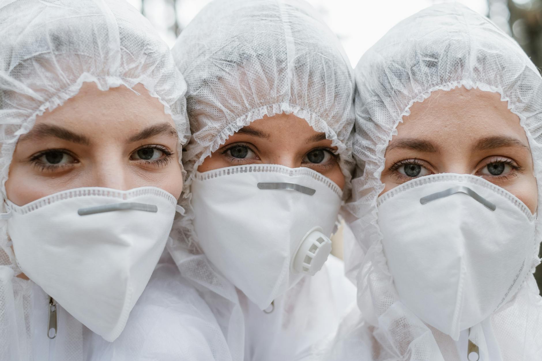 At Least 43% of Healthcare Workers With Maskne Are Unaware That Their Morning Routine Should Include SPF Even on Cloudy Days - Featured image