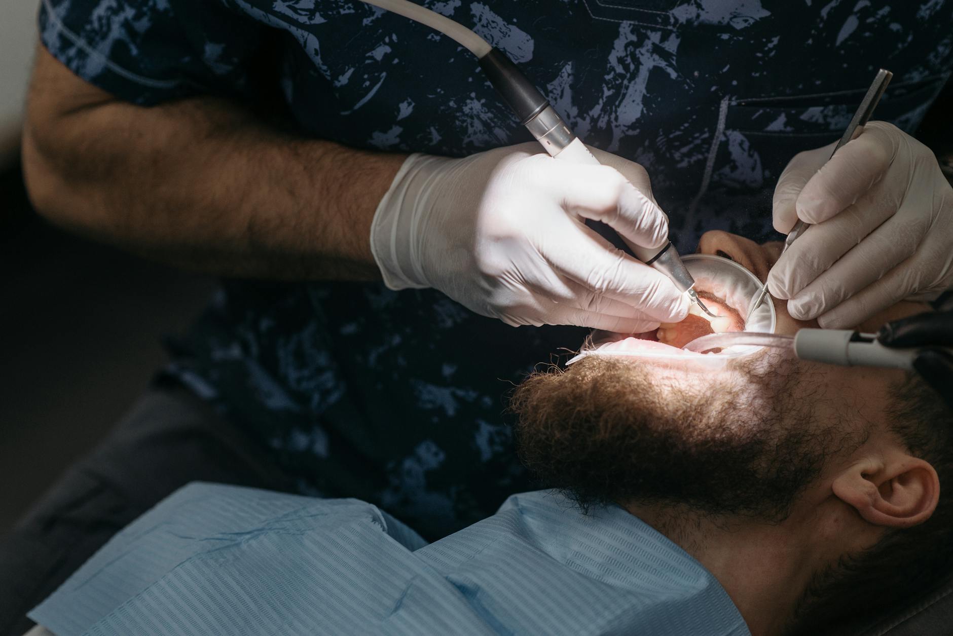 At Least 67% of Patients Taking Oral Antibiotics for Acne Don't Realize That Sunscreen Is Essential While Using Any Acne Medication - Featured image