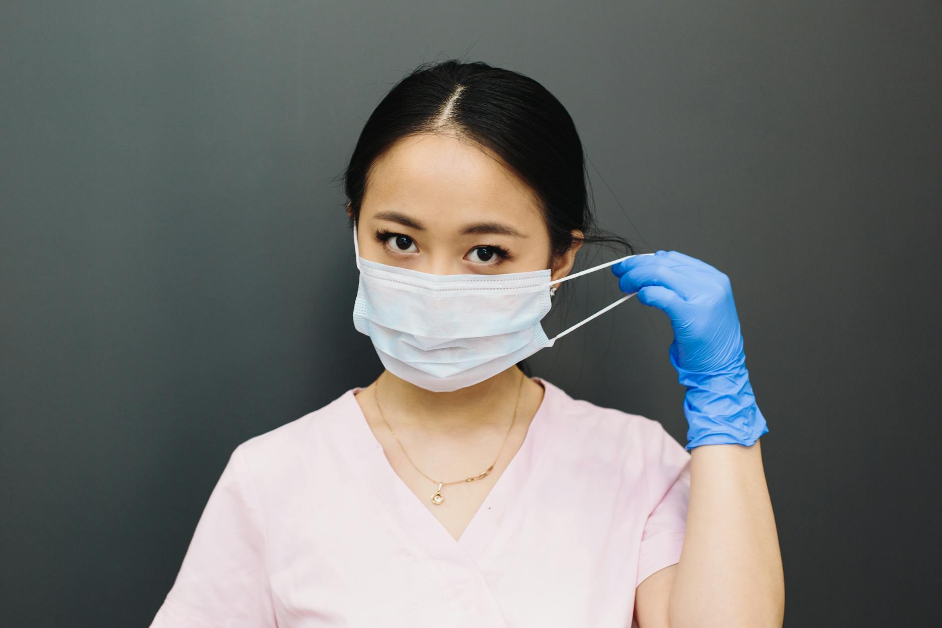At Least 70% of Healthcare Workers With Maskne Have Experienced Accutane Can Permanently Clear Acne in 85% of Patients After One Course - Featured image