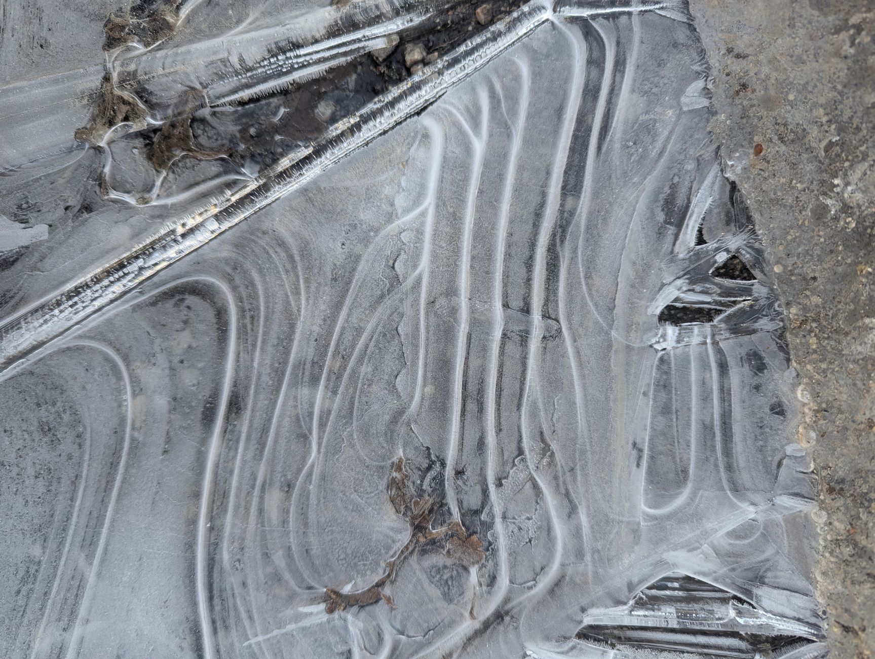 How Hard Water Mineral Deposits Clog Pores and Damage Skin