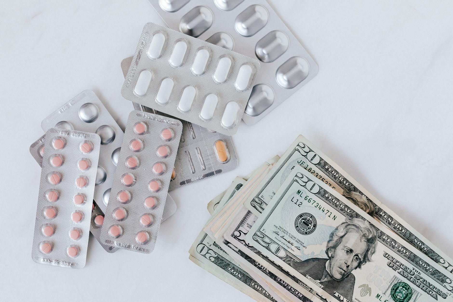 The Hidden Cost of Complexity: Ingredient Interactions and Irritation