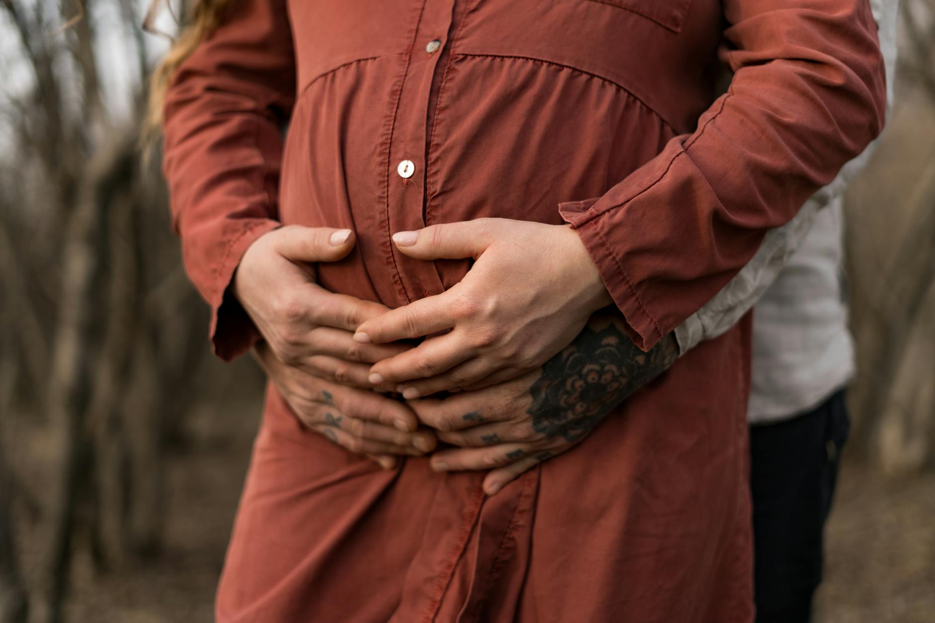 Why Are Pregnant Patients Unaware That Azelaic Acid Is Safer Than Their Retinoid Products?