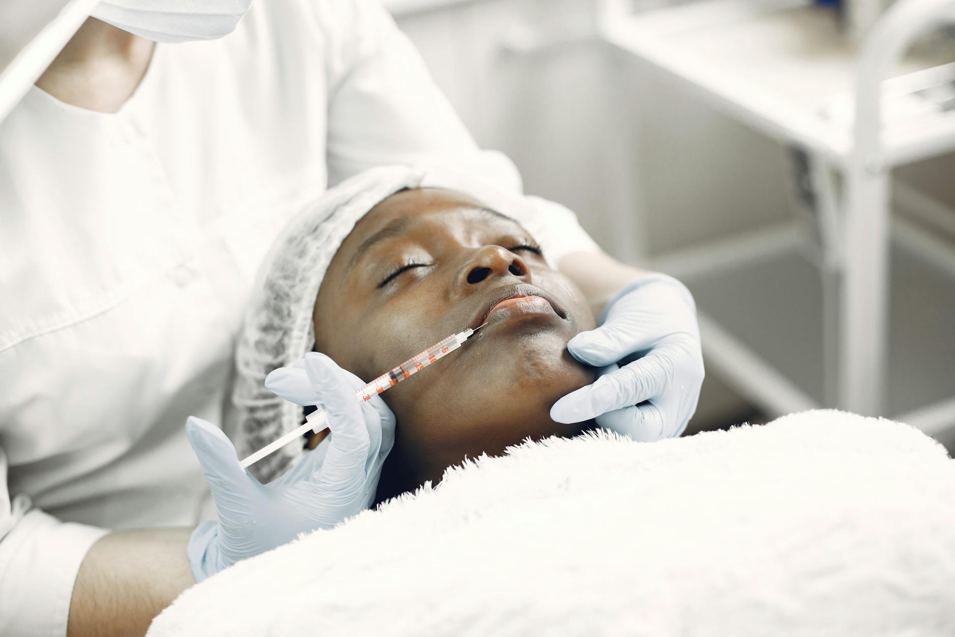 Why Do Most Dermatologists Misunderstand Pore Genetics?