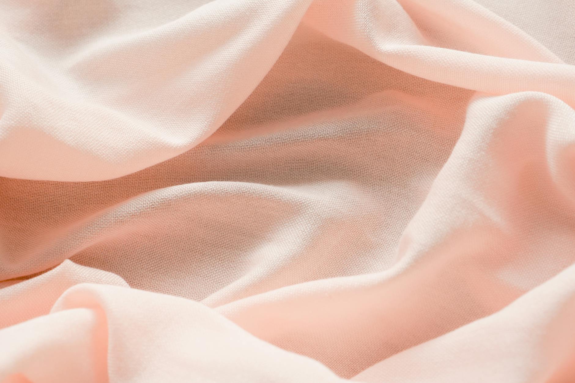 Why Does Fabric Softener Residue Trigger Acne in People Using OTC Treatments?