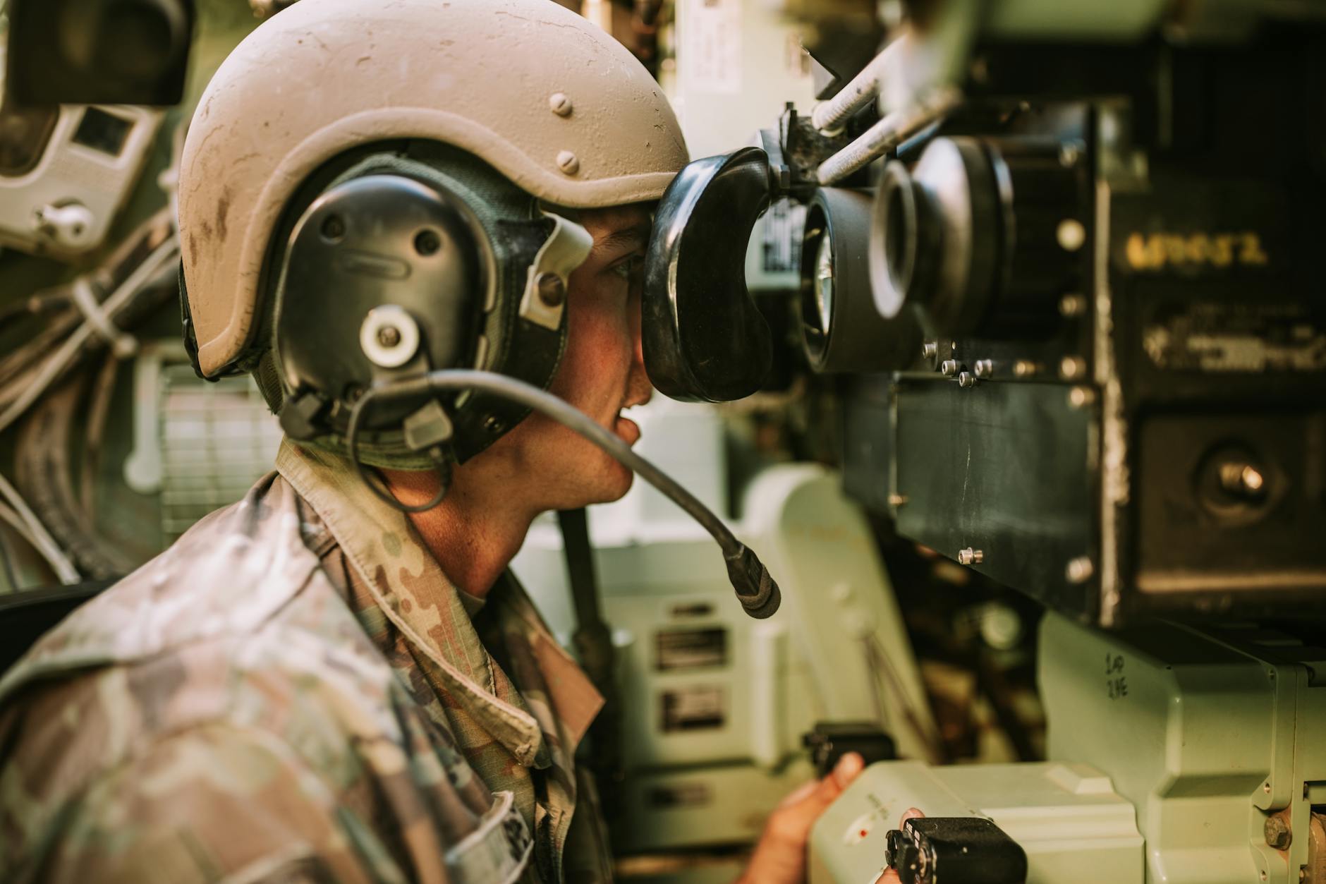 Why Military Personnel With Acne May Not Know About Azelaic Acid's Pregnancy Safety