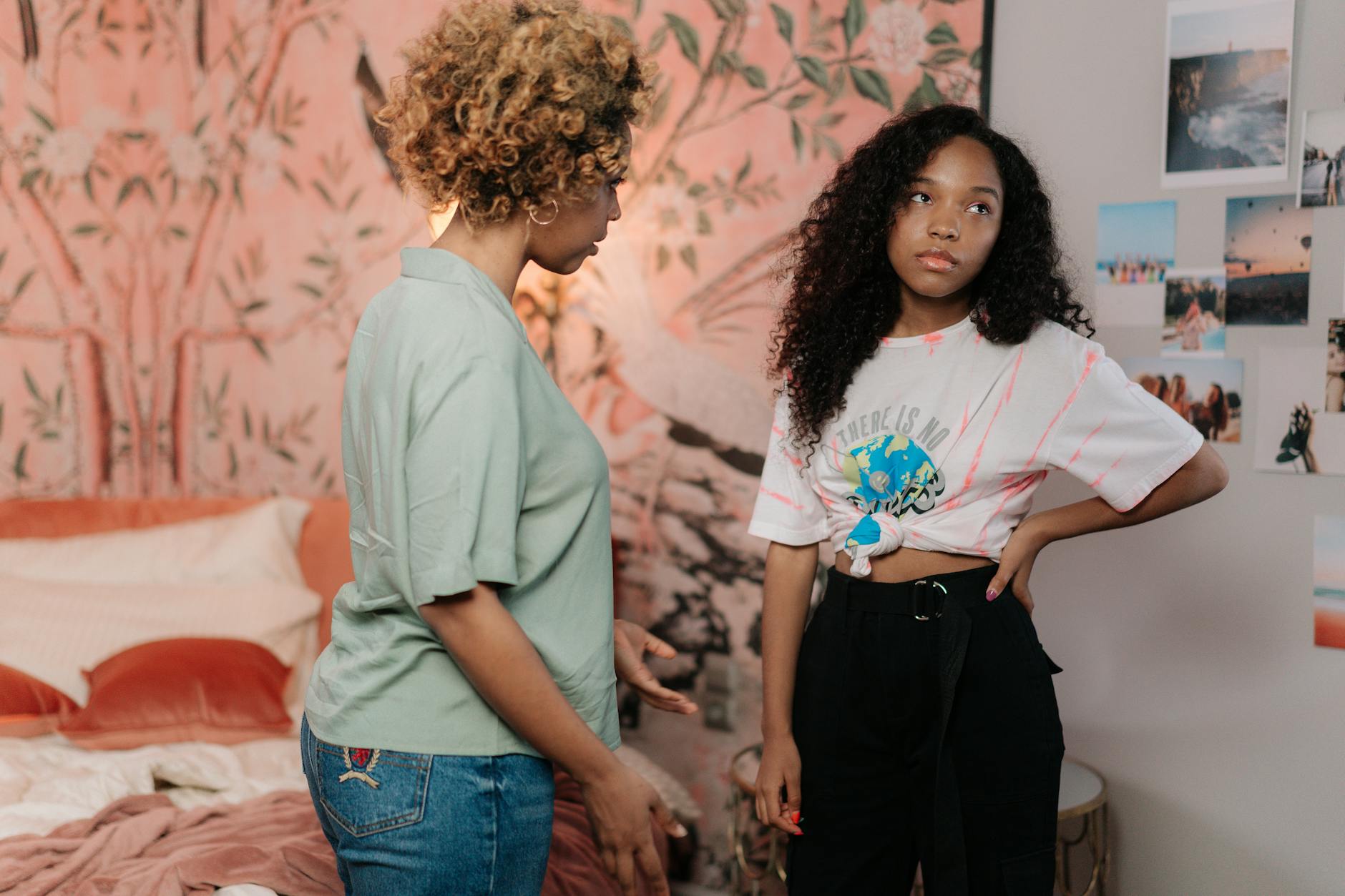 Why Parents of Teens With Acne Don't Know About Niacinamide's Sebum-Reducing Power