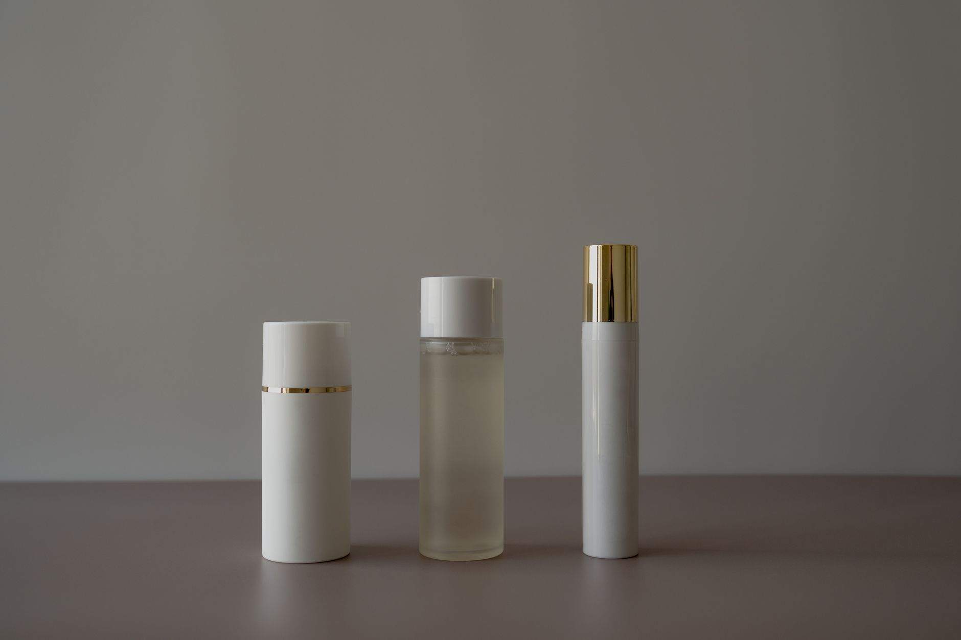 Contemporary Fashion Brand Acne Studios Reveals New Apparel Collection Designs - Featured image